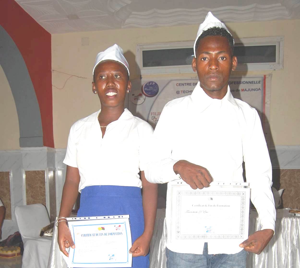 Ella et DEric à la remise des certificats de fin de formation