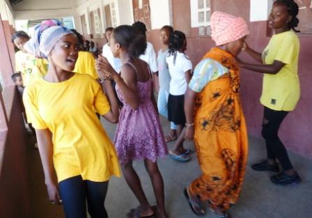 Les danses préparées par les filles